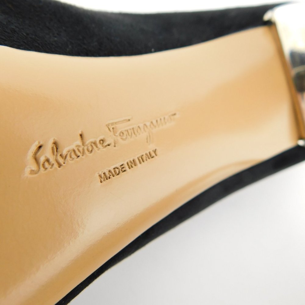 New FERRAGAMO Black Suede Leather Crystal Accent Trim Heel Pumps 8.5 - Picture 9 of 10